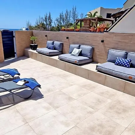 Casa Lalamar, La Lajita