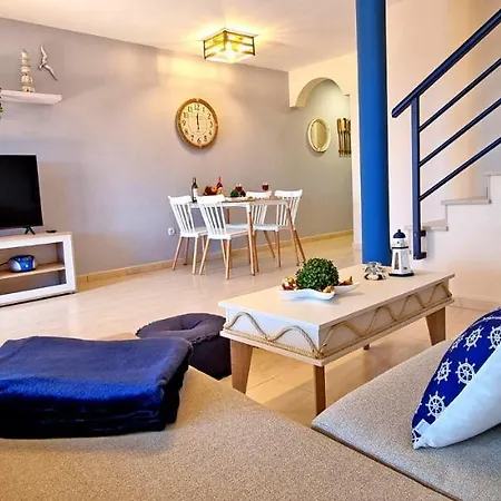 Casa Lalamar, Prázdninový dům